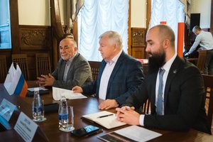 Руководство «Балтийского объединения» приняло участие в круглом столе по геологии и строительству