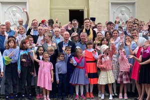 Ольгинская детская деревня с размахом отметила главный семейный праздник